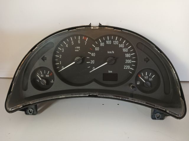 bontott OPEL CORSA C Kilométeróra