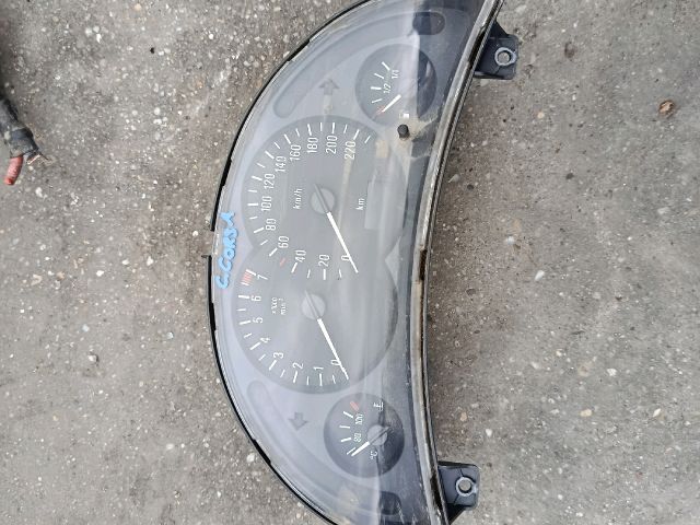 bontott OPEL CORSA C Kilométeróra