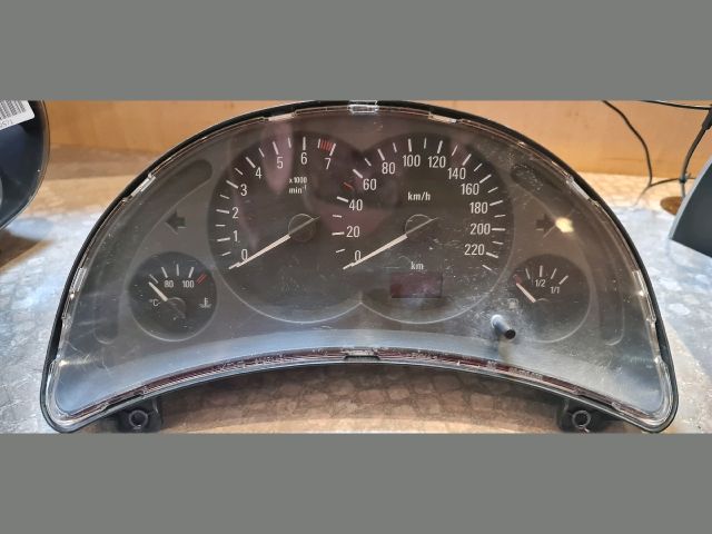 bontott OPEL CORSA C Kilométeróra