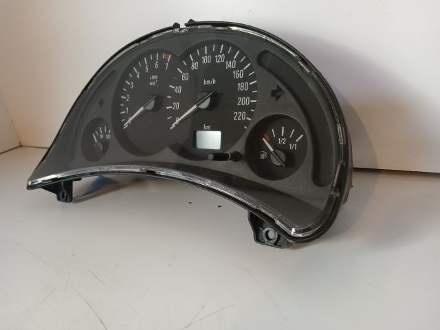 bontott OPEL CORSA C Kilométeróra