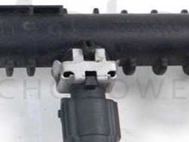 bontott OPEL CORSA C Központi Injektor