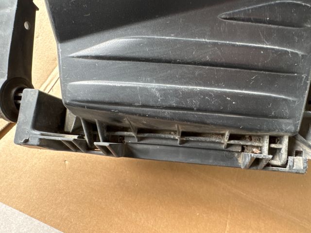 bontott OPEL CORSA C Légszűrő Ház