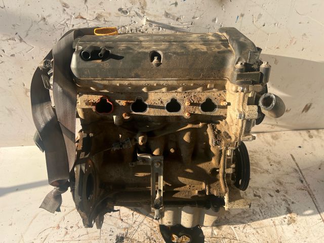 bontott OPEL CORSA C Motor (Fűzött blokk hengerfejjel)