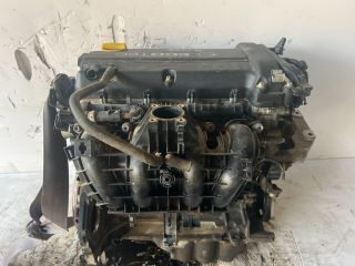 bontott OPEL CORSA C Motor (Fűzött blokk hengerfejjel)