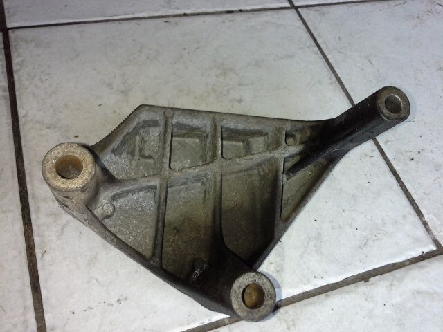 bontott OPEL CORSA C Motor Tartó Bak (Pozíciófüggetlen)