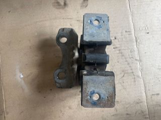 bontott OPEL CORSA C Motor Tartó Bak (Pozíciófüggetlen)