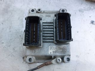 bontott OPEL CORSA C Motorvezérlő