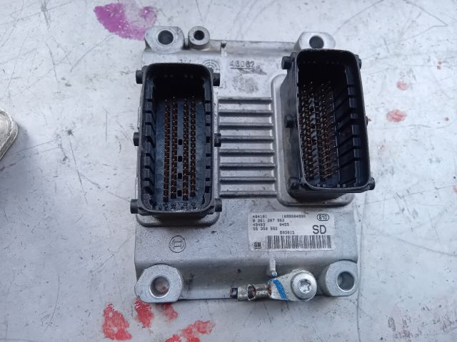 bontott OPEL CORSA C Motorvezérlő