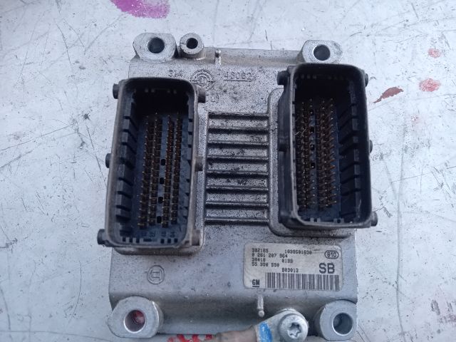 bontott OPEL CORSA C Motorvezérlő