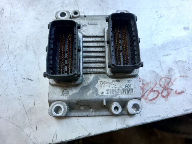 bontott OPEL CORSA C Motorvezérlő