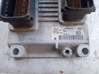 bontott OPEL CORSA C Motorvezérlő
