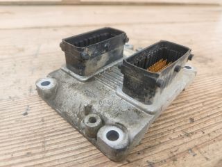 bontott OPEL CORSA C Motorvezérlő
