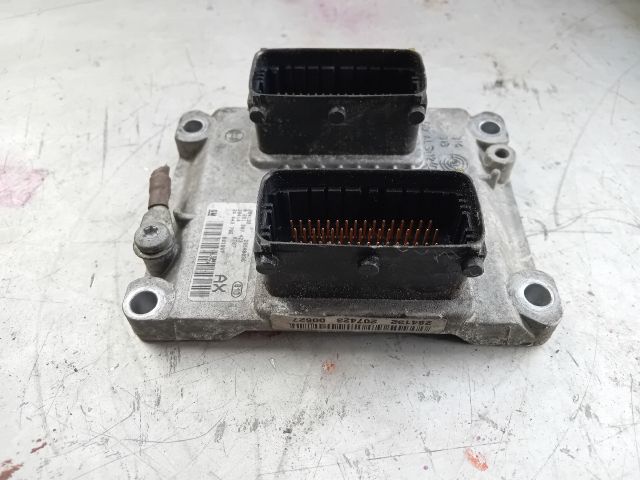 bontott OPEL CORSA C Motorvezérlő