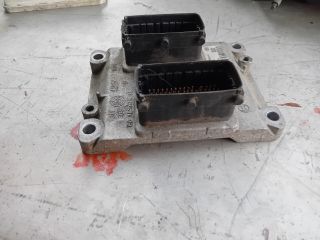 bontott OPEL CORSA C Motorvezérlő