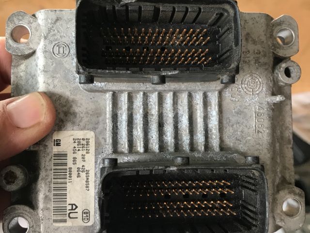 bontott OPEL CORSA C Motorvezérlő