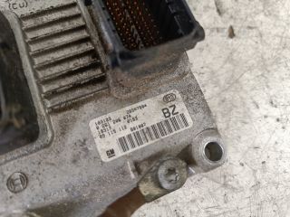 bontott OPEL CORSA C Motorvezérlő