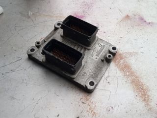 bontott OPEL CORSA C Motorvezérlő