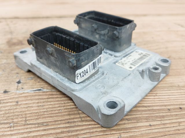 bontott OPEL CORSA C Motorvezérlő