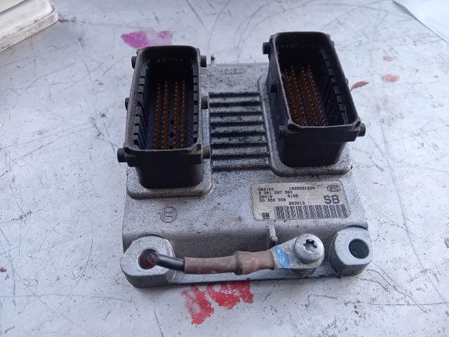 bontott OPEL CORSA C Motorvezérlő
