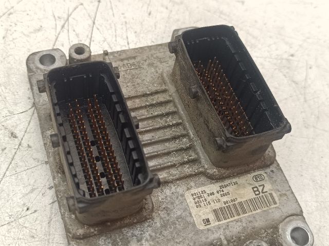 bontott OPEL CORSA C Motorvezérlő