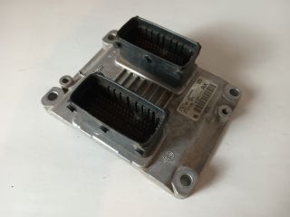 bontott OPEL CORSA C Motorvezérlő