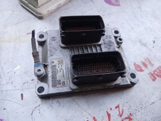 bontott OPEL CORSA C Motorvezérlő