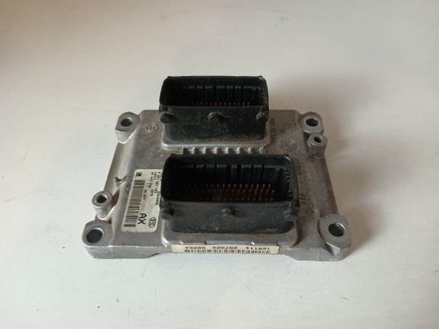 bontott OPEL CORSA C Motorvezérlő