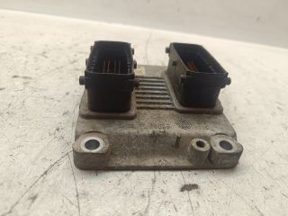 bontott OPEL CORSA C Motorvezérlő