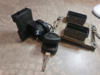 bontott OPEL CORSA C Motorvezérlő