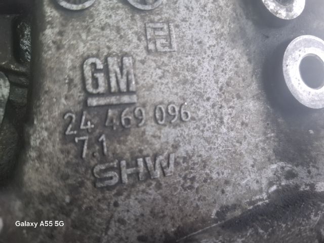 bontott OPEL CORSA C Olajszivattyú