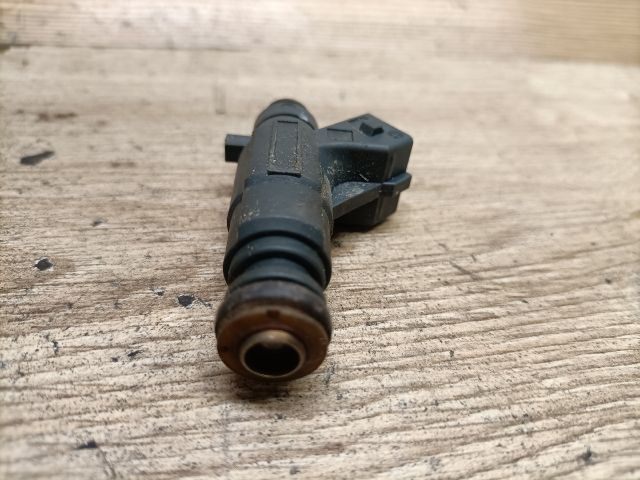 bontott OPEL CORSA C Porlasztó (1 db)