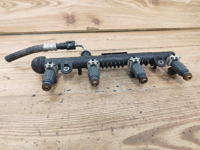 bontott OPEL CORSA C Porlasztó (1 db)