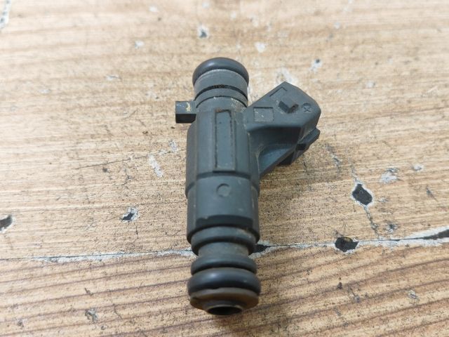 bontott OPEL CORSA C Porlasztó (1 db)