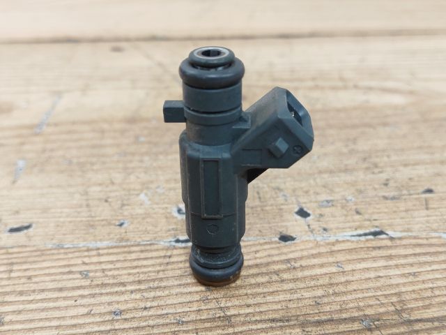 bontott OPEL CORSA C Porlasztó (1 db)