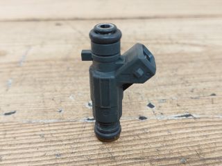 bontott OPEL CORSA C Porlasztó (1 db)