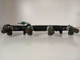 bontott OPEL CORSA C Porlasztó Sor / Híd