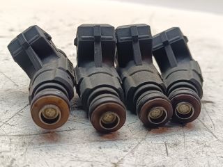 bontott OPEL CORSA C Porlasztó Sor / Híd