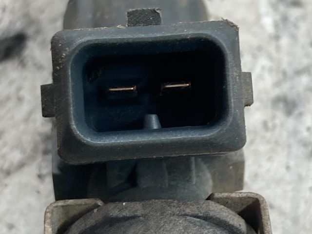 bontott OPEL CORSA C Porlasztó Sor / Híd