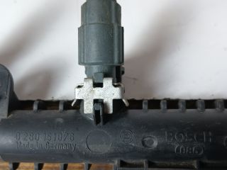 bontott OPEL CORSA C Porlasztó Sor / Híd