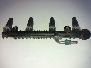 bontott OPEL CORSA C Porlasztó Sor / Híd