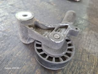 bontott OPEL CORSA C Szíjfeszítő Görgő