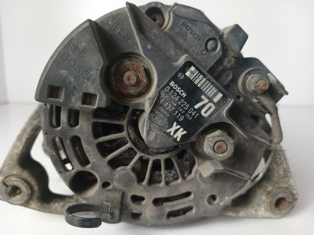 bontott OPEL CORSA C Generátor