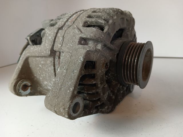 bontott OPEL CORSA C Generátor