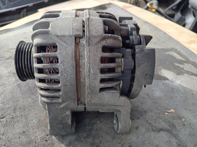 bontott OPEL CORSA C Generátor