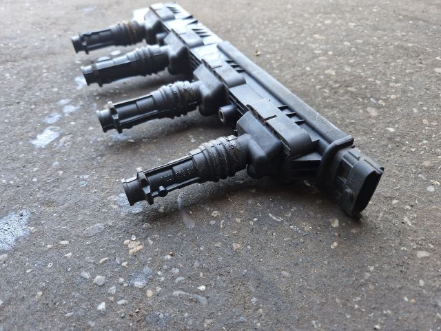 bontott OPEL CORSA C Gyújtótrafó Szett