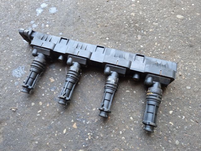 bontott OPEL CORSA C Gyújtótrafó Szett