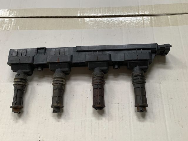 bontott OPEL CORSA C Gyújtótrafó