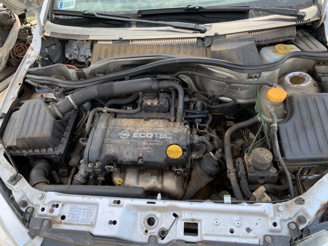 bontott OPEL CORSA C Jobb első Lengőkar