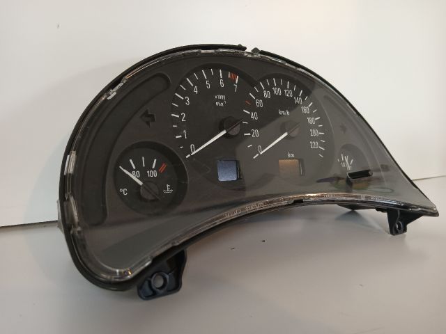 bontott OPEL CORSA C Kilométeróra