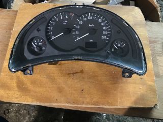 bontott OPEL CORSA C Kilométeróra